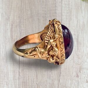 Vintage Avon Elizabeth Taylor Gilded Age Cherub Ring size 7.5